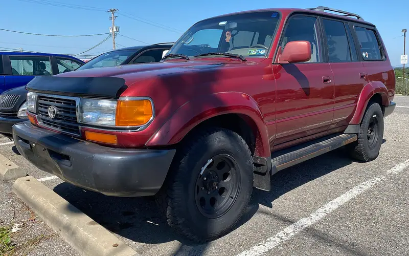 Toyota Land Cruiser J80