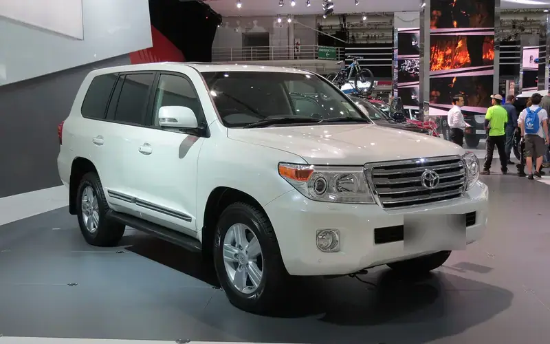 Toyota Land Cruiser J200 (2008-2012)