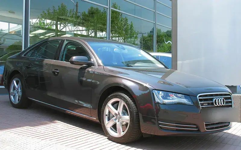 Audi A8 D4 4H (2010-2013)