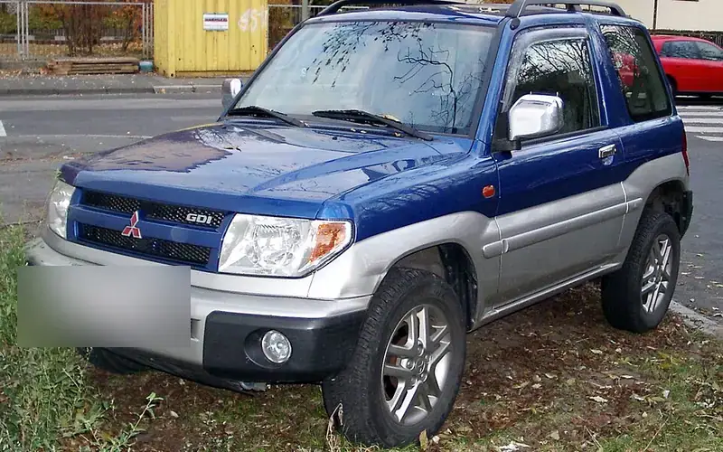 Mitsubishi Pajero Pinin H60