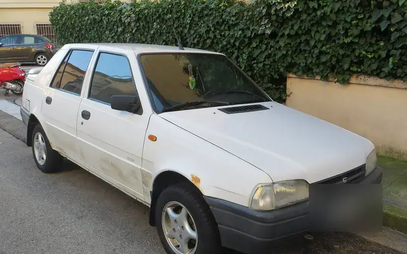 Dacia SupeRNova I (2000-2003)