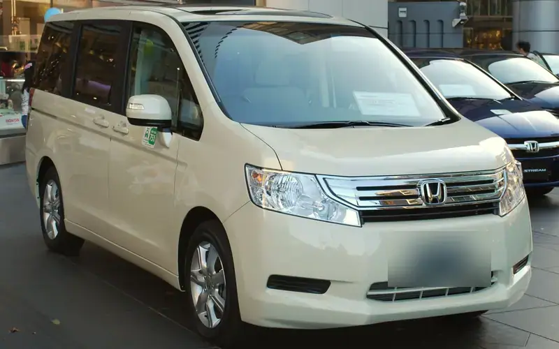Honda Stepwgn 4. Generation (2009-2015)