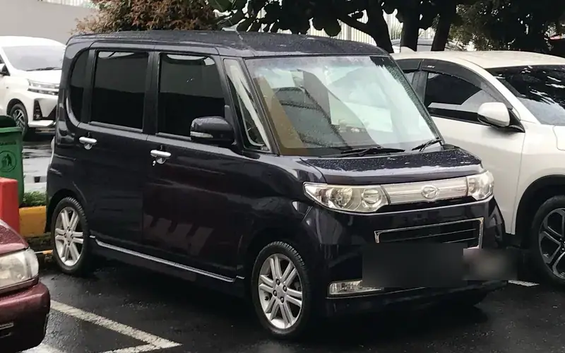 Daihatsu Tanto L375 (2007-2013)