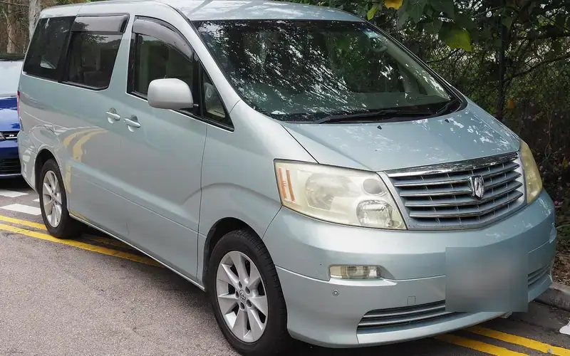 Toyota Alphard H10 (2002-2008)