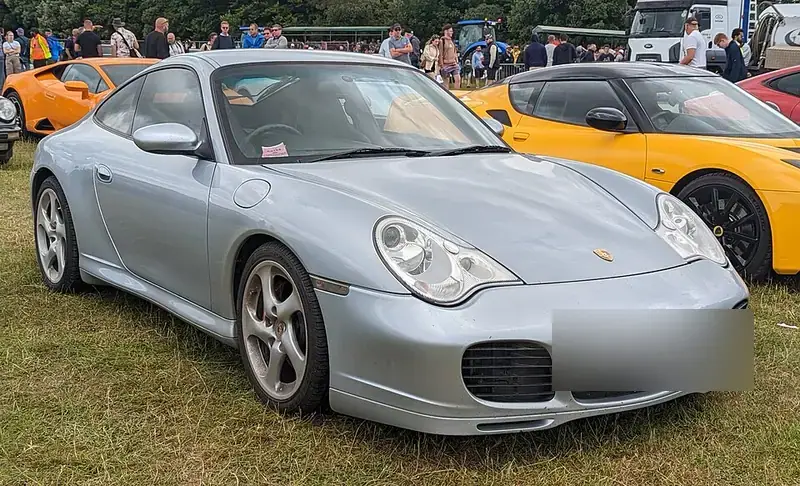 Porsche 911 996