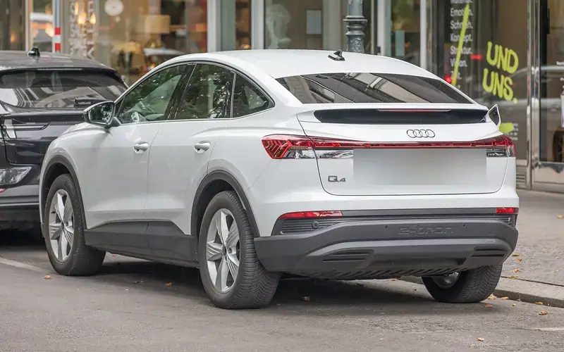 Audi Q4 e-tron FZB Sportback (2021-XXXX)