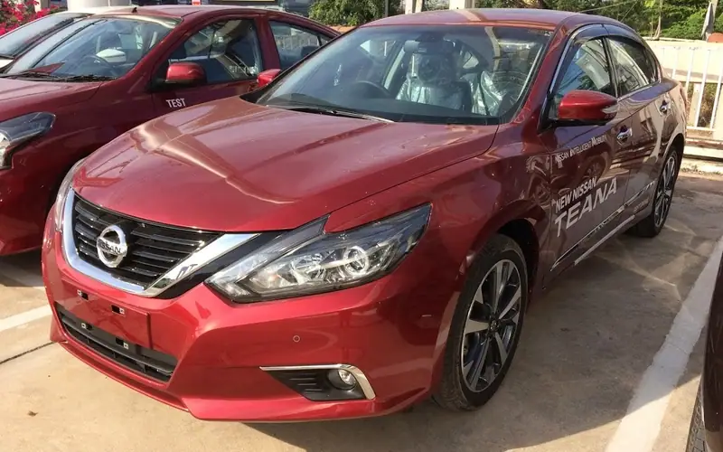 Nissan Teana L33