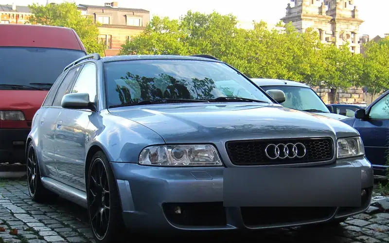 Audi RS4 B5 8D (1999-2001)