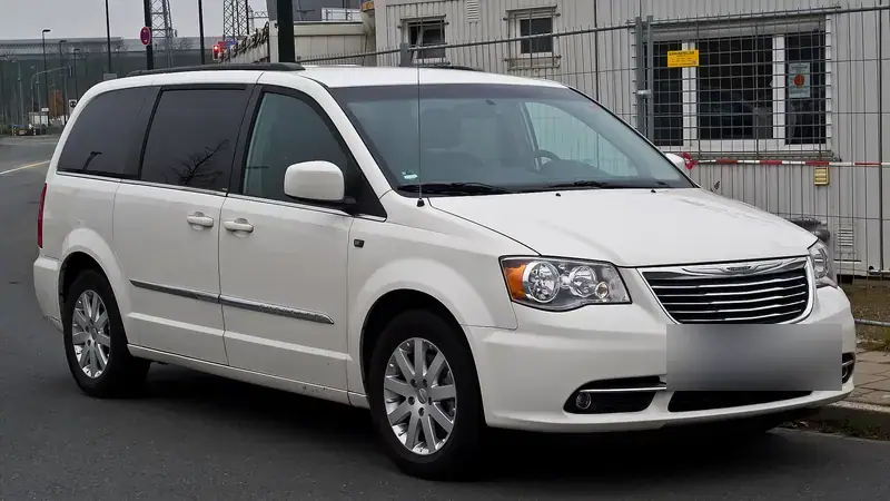 Chrysler Town & Country 5. Generation (1990-2016)