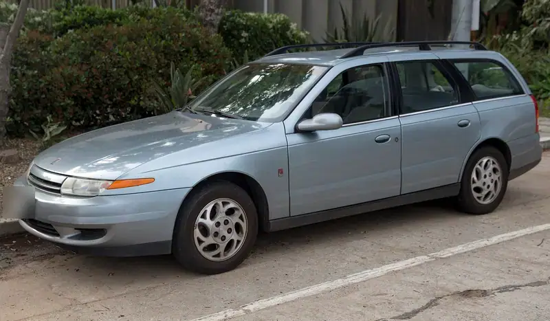 Saturn LW LW200 (1999-2004)