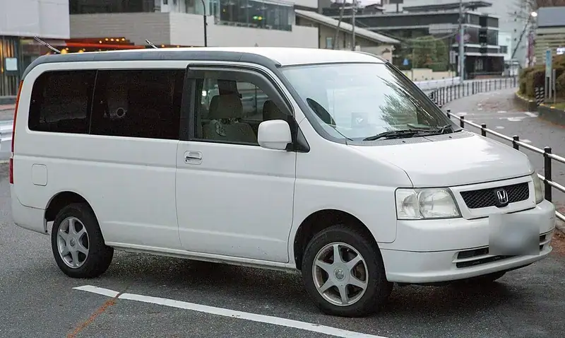 Honda Stepwgn 2. Generation