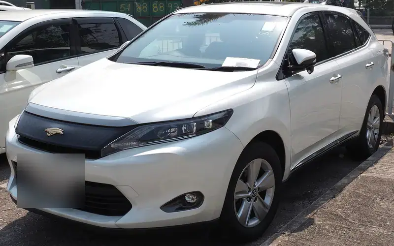 Toyota Harrier XU60 (2013-2017)