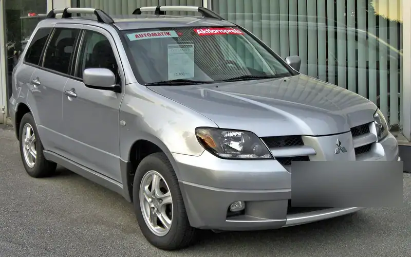 Mitsubishi Outlander CU (2001-2006)