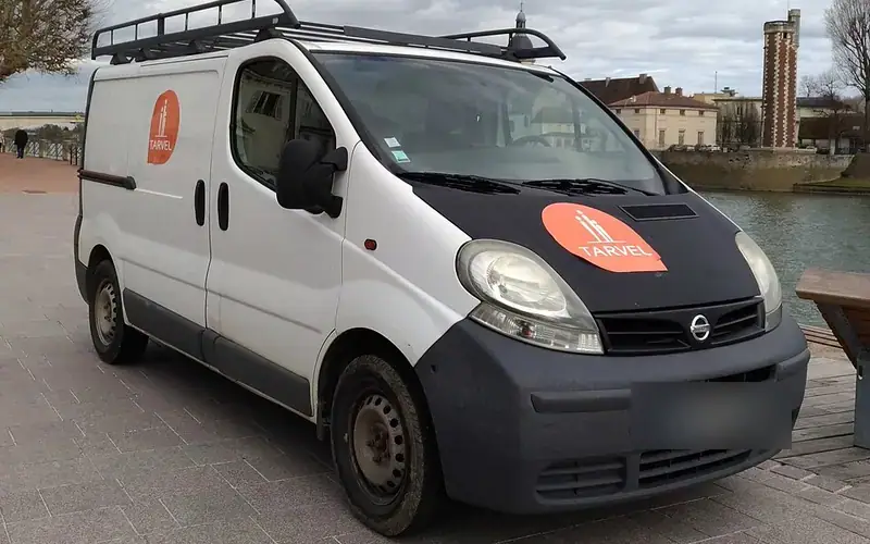 Nissan Primastar X83
