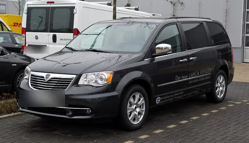 Lancia Voyager 345 (2011-2015)