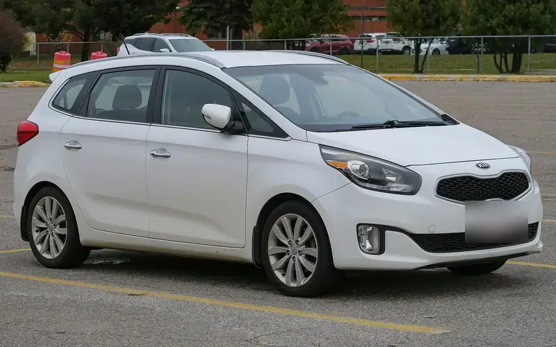 Kia Rondo RP (2013-2019)
