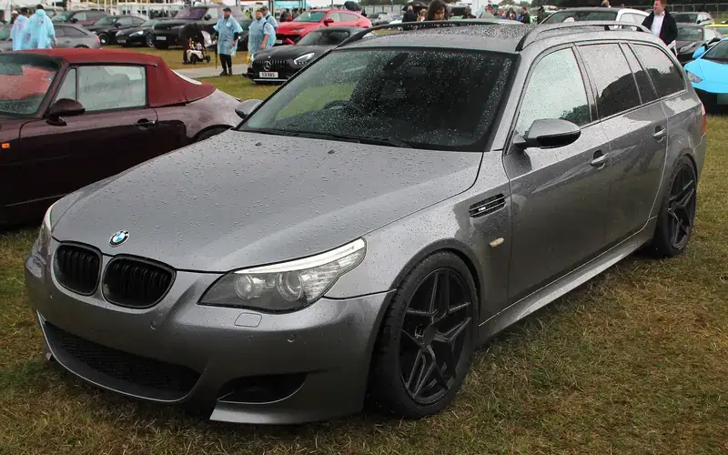 BMW M5 E61 Touring (2007-2010)