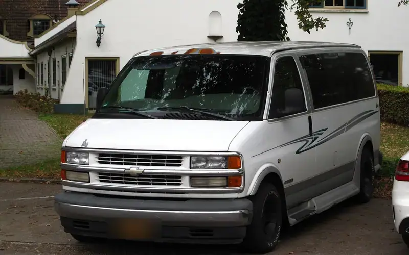 Chevrolet Express 1. Generation (1996-2002)