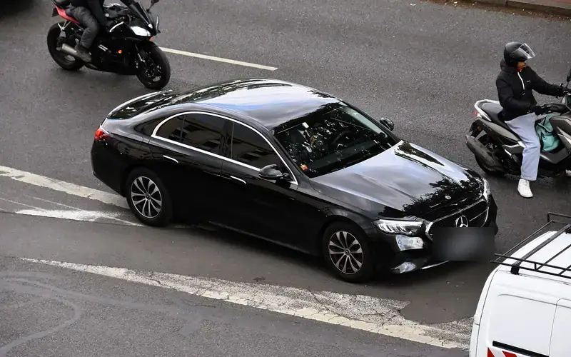 Mercedes-Benz E-Klasse W214 Limousine (2023-XXXX)