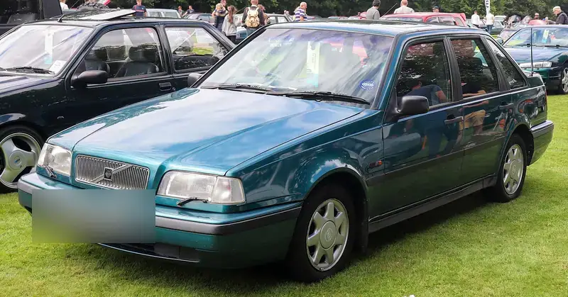 Volvo 440 Kombilimousine (1988-1996)