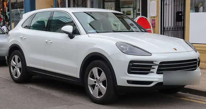 Porsche Cayenne 9YA