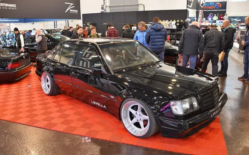 Mercedes-Benz E-Klasse W124 Limousine (1984-1995)