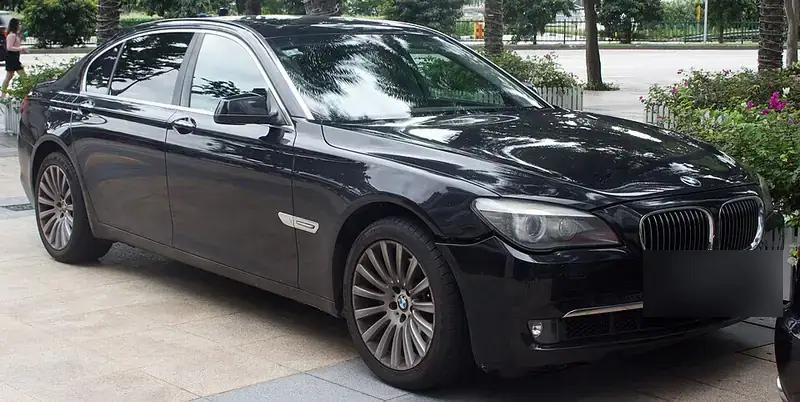 BMW Série 7 F02 L (2008-2012)