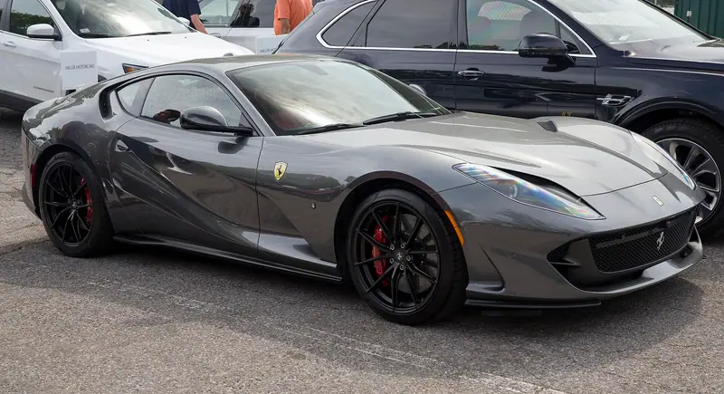 Ferrari 812 Superfast F152M (2017-2024)