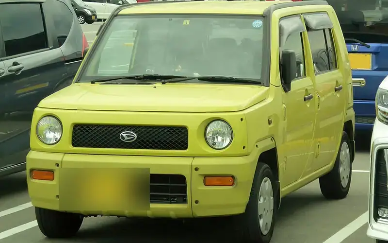 Daihatsu Naked L760 (1999-2004)