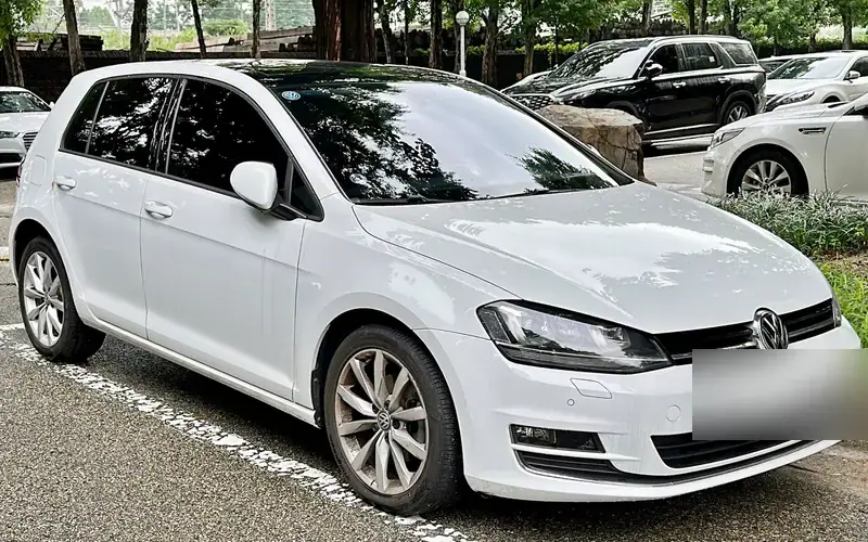 Volkswagen Golf 7 (AU)
