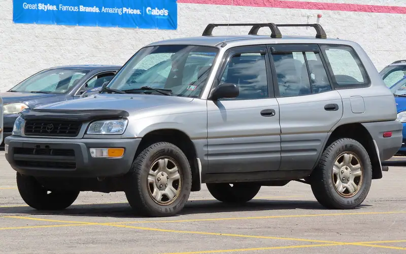Toyota RAV4 XA10 Facelift