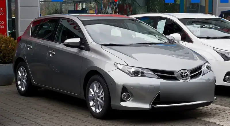 Toyota Auris E180 (2012-2015)