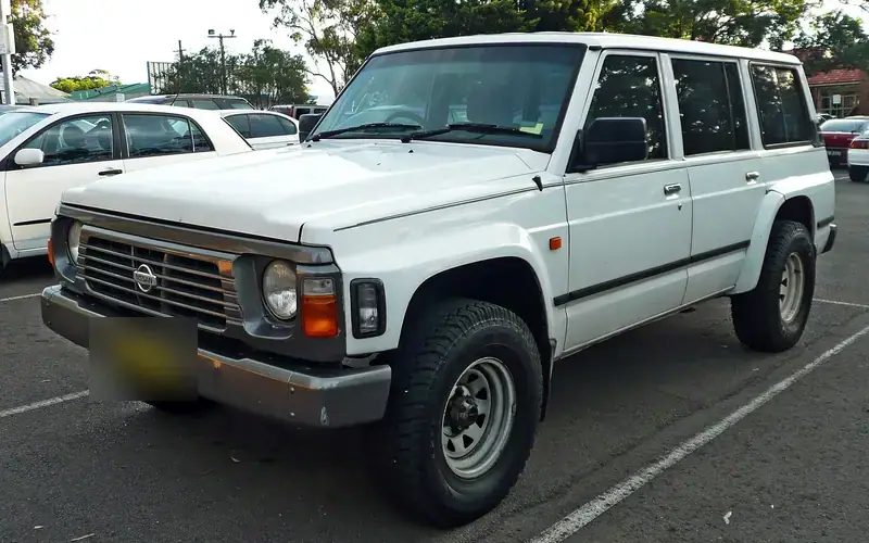 Nissan Patrol Y60 Facelift (1995-1998)