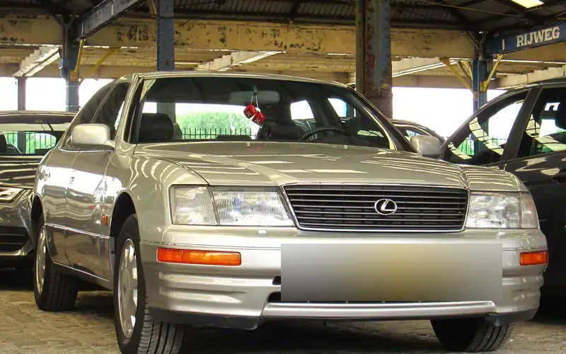Lexus LS XF20 (1993-1997)