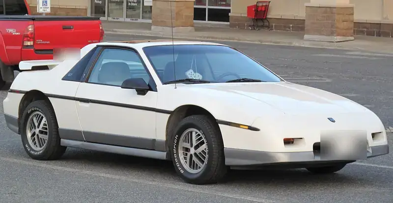 Pontiac Fiero GT
