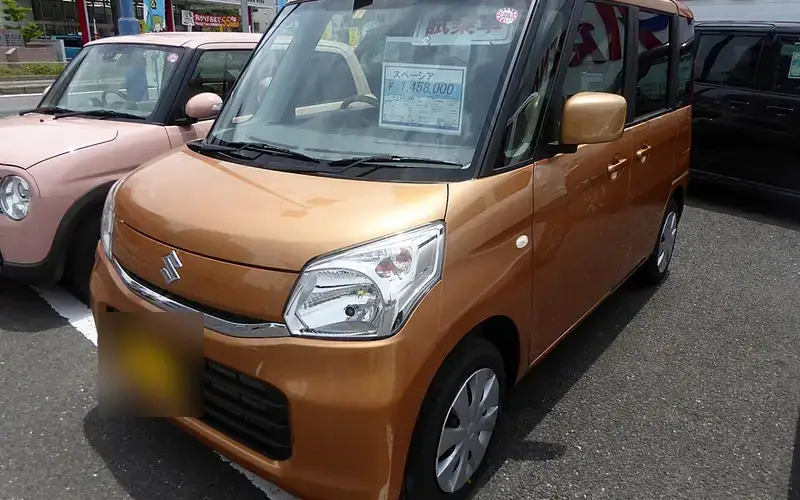 Suzuki Spacia MK42S