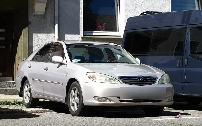 Toyota Camry XV30