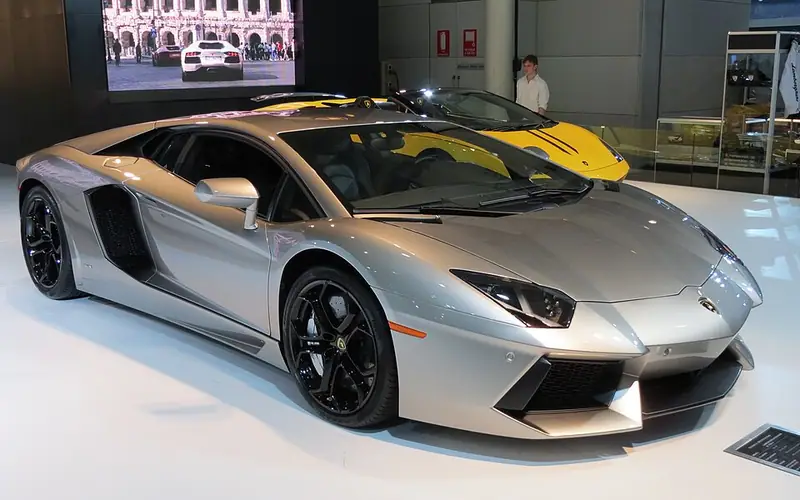 Lamborghini Aventador LP700-4
