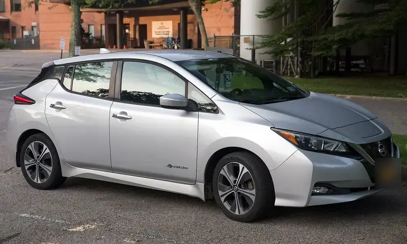 Nissan Leaf ZE1 (2017-XXXX)