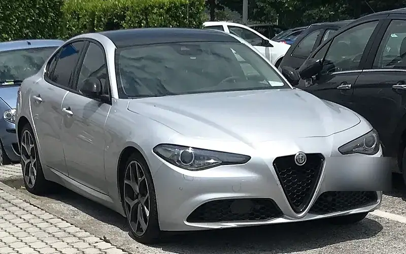 Alfa Romeo Giulia 952