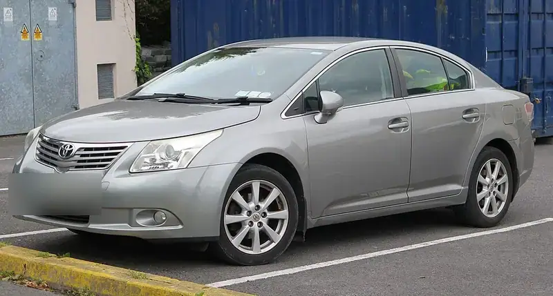 Toyota Avensis T270