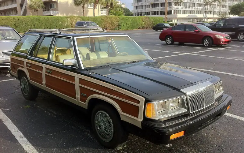 Chrysler Town & Country 4. Generation