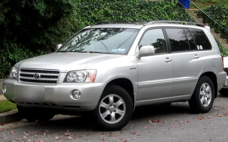 Toyota Highlander XU20 (2001-2003)
