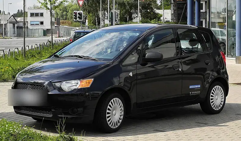 Mitsubishi Colt CZ Facelift (2008-2012)