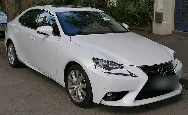 Lexus IS XE30