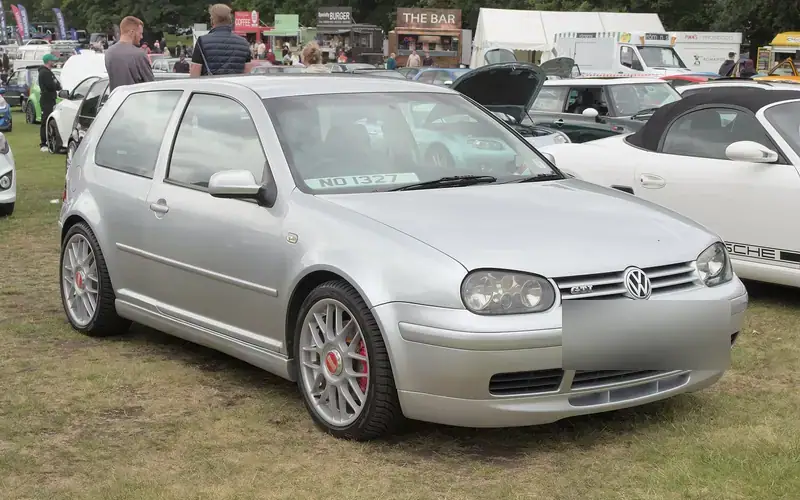 Volkswagen Golf 4 (1J)