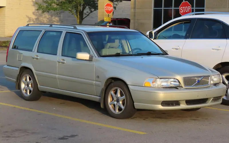 Volvo V70 L P80