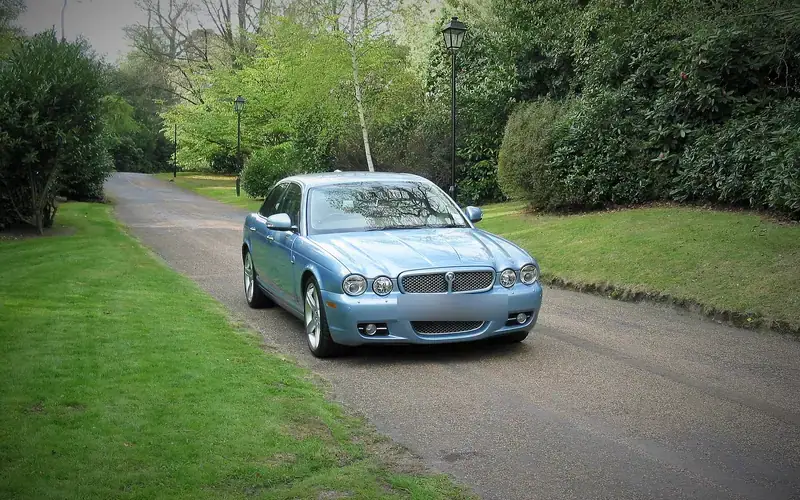 Jaguar XJ X358 (2006-2009)