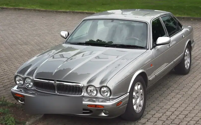 Jaguar XJ X308 (1997-2003)