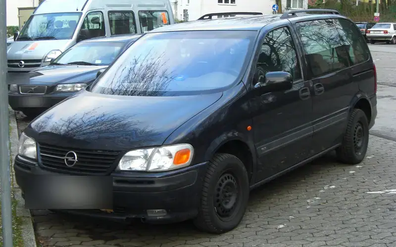 Opel Sintra A (1996-1999)